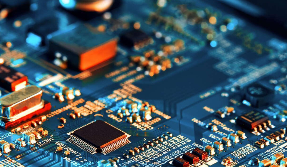 雨季不“翻車”！淋雨實驗箱助力產(chǎn)品防水性能升級